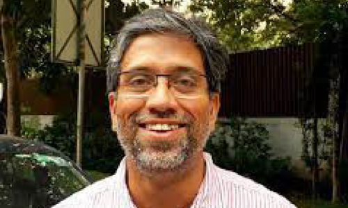 ഹാനി ബാബുവിന് തിമിര ശസ്ത്രക്രിയക്ക് അനുമതി