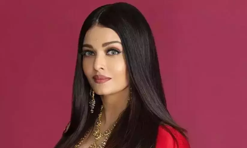 Actress Aishwarya Rai Bachchans fake passport 3 foreigners Arrested in Noida Actress Aishwarya Rai Bachchans fake passport 3 foreigners Arrested in Noida