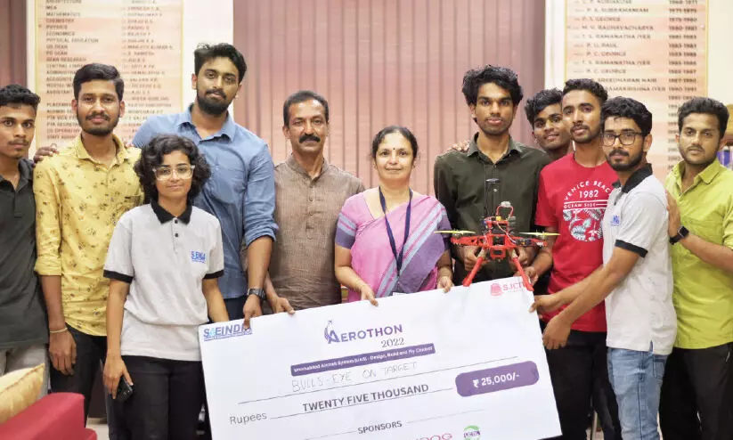 ഗവ. എൻജിനീയറിങ് കോളജ് വിദ്യാർഥികളുടെ ​ ഡ്രോണിന് ദേശീയ പുരസ്കാരം
