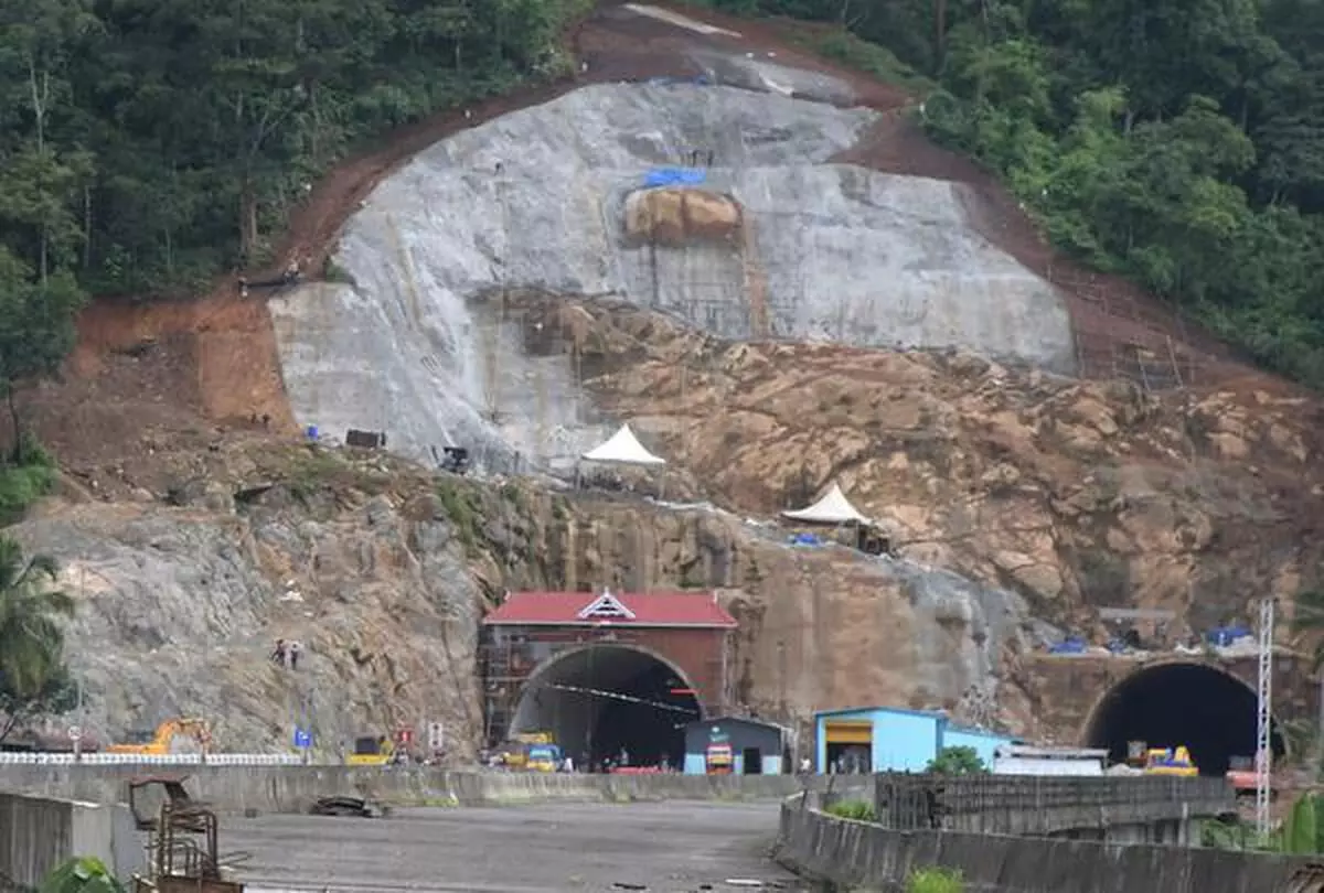 kuthiran tunnel