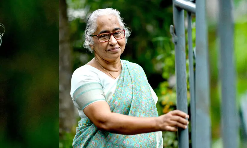 അദാനികാലത്ത് ഒരു സ്ത്രീവിമോചന പ്രവർത്തകയുടെ ജീവിതം അദാനികാലത്ത് ഒരു സ്ത്രീവിമോചന പ്രവർത്തകയുടെ ജീവിതം