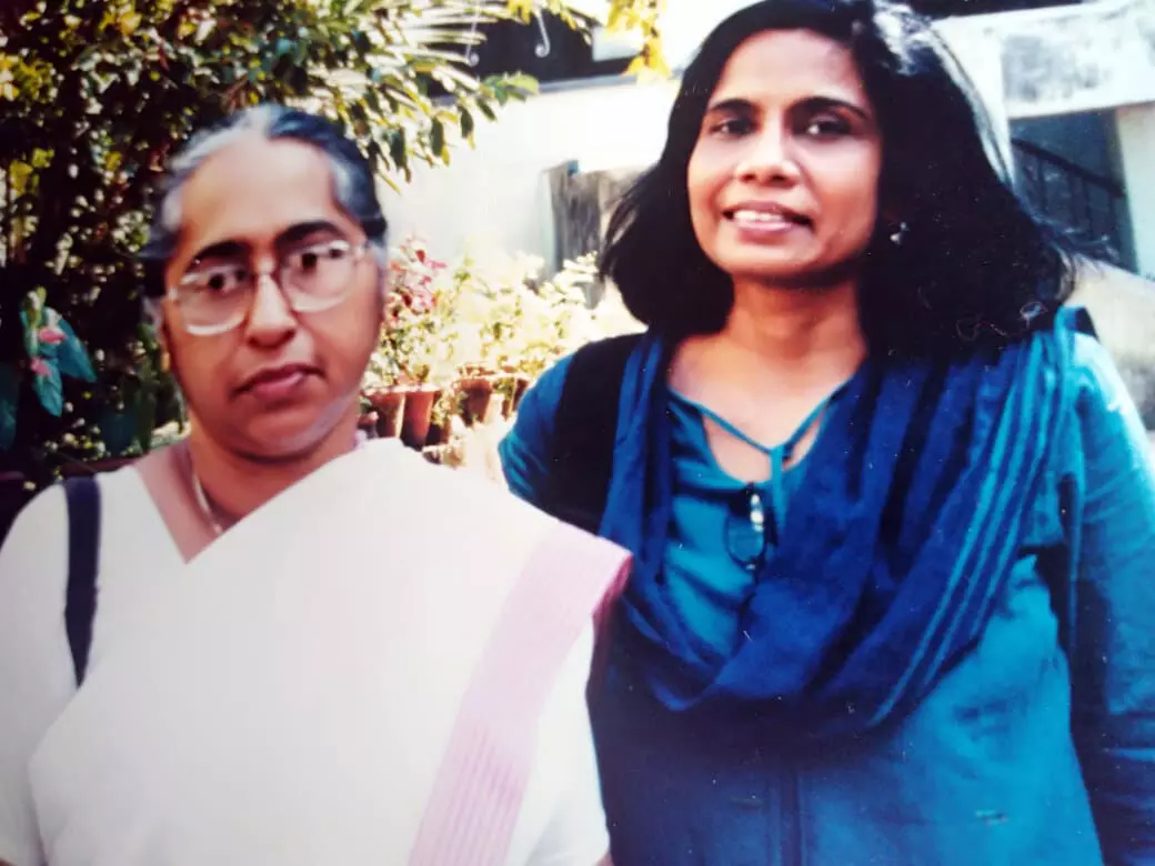 'സഖി'യുടെ ആരംഭകാലത്ത് പ്രേമക്കൊപ്പം 'സഖി'യുടെ ആരംഭകാലത്ത് പ്രേമക്കൊപ്പം