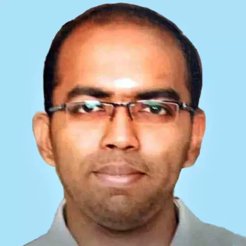 പു​ല​ക്കാ​ട്ടു​ക​ര സ്വ​ദേ​ശി അ​ങ്ക​മാ​ലി​യി​ൽ വാ​ഹ​നാ​പ​ക​ട​ത്തി​ൽ മ​രി​ച്ചു