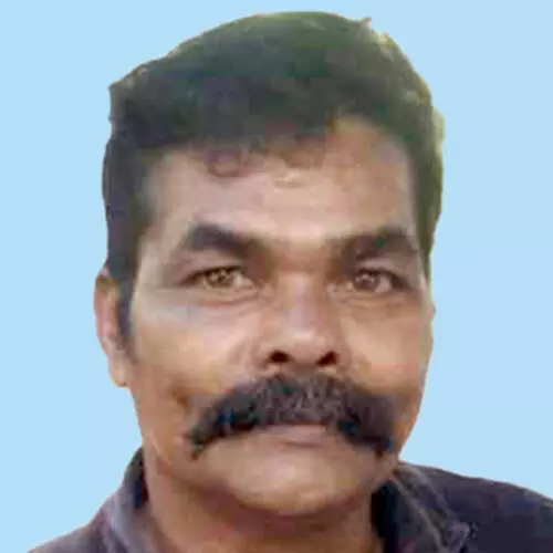 മ​ര​ണാ​ന​ന്ത​ര ച​ട​ങ്ങി​നെ​ത്തി​യ​യാ​ൾ കു​ഴ​ഞ്ഞു​വീ​ണ് മ​രി​ച്ചു