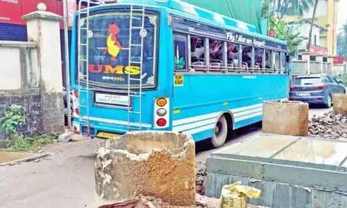 എസ്റ്റേറ്റ് മുക്ക് -കക്കയം റോഡിൽ കലുങ്ക് നിർമാണം ഇഴയുന്നു