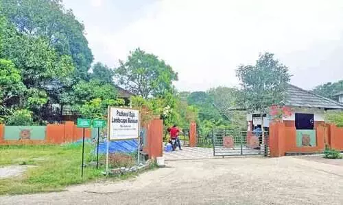 സഞ്ചാരികൾ ഏറുമ്പോഴും പഴശ്ശി പാർക്കിൽ സൗകര്യങ്ങൾ പരിമിതം