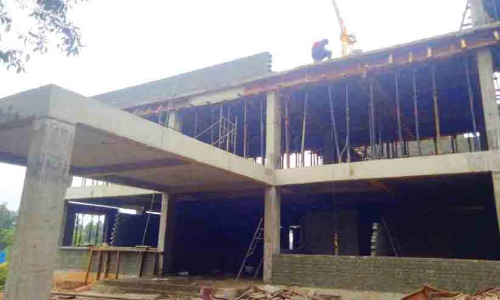 കൊ​ര​ട്ടി ഇ.​എ​സ്‌.​ഐ ഡി​സ്‌​പെ​ന്‍സ​റി നി​ര്‍മാ​ണം പു​രോ​ഗ​മി​ക്കു​ന്നു