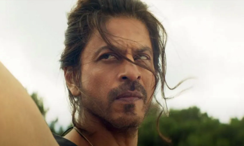 പത്താൻ ഹിന്ദുത്വത്തെ അപമാനിക്കുന്നു; ഷാരൂഖ് ഖാൻ ചിത്രത്തിന് മുന്നറിയിപ്പുമായി  ബി.ജെ.പി എം.എൽ.എ