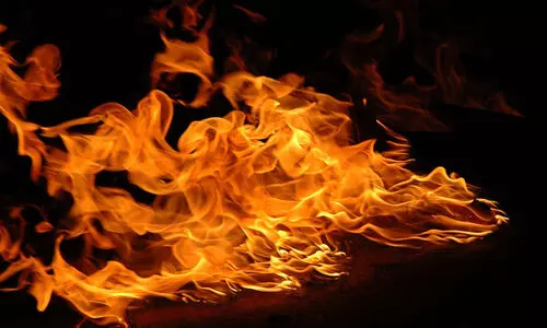 കൊട്ടാരക്കരയിൽ ഭാര്യയെ പെട്രോൾ ഒഴിച്ച് കത്തിക്കാൻ ഭർത്താവിന്റെ ശ്രമം