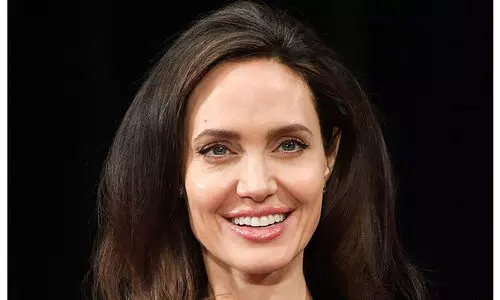 ആഞ്ജലീന ജൂലി യു.എൻ അഭയാർഥി അംബാസഡർ സ്ഥാനമൊഴിഞ്ഞു