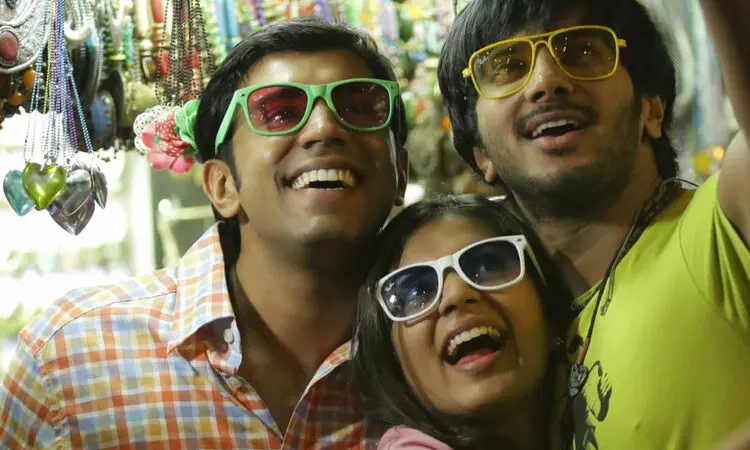 സ്വ​​പ്ന​​വ്യാ​​പാ​​ര​​ത്തി​​ന്റെ ച​​ല​​ച്ചി​​ത്ര​​ക്കാ​​ഴ്ച​​ക​​ള്‍