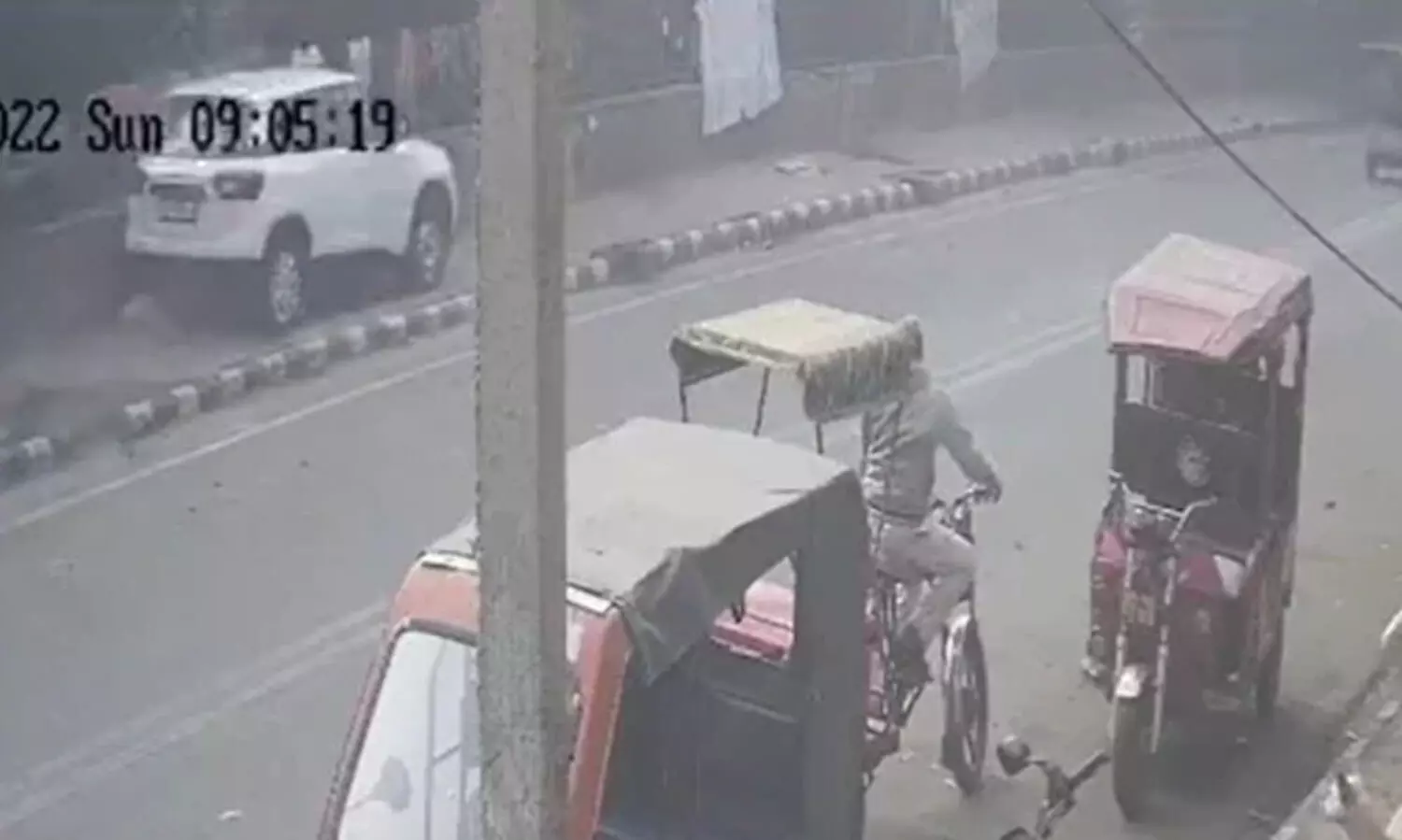 Car rams into 3 children after driver loses control in Delhis Gulabi Bagh