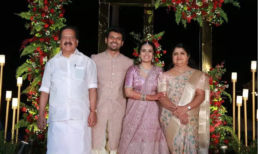 രമേശ് ചെന്നിത്തലയുടെ മകൻ രമിത്തിന്റെ വിവാഹം നിശ്ചയിച്ചു; വധു ജൂനിറ്റ ജോൺ