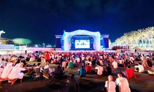 കലാശപ്പോരിലേക്ക്​ കണ്ണും കാതും കൂർപ്പിച്ച്​ യു.എ.ഇ