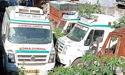 വേണം,108 ആംബുലൻസുകൾക്ക് അടിയന്തര ചികിത്സ വേണം,108 ആംബുലൻസുകൾക്ക് അടിയന്തര ചികിത്സ