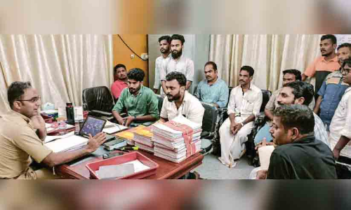 ക്രഷറുകളില്‍നിന്ന് ലോറികളുടെ മരണപ്പാച്ചില്‍;   പരാതിയുമായി നാട്ടുകാര്‍