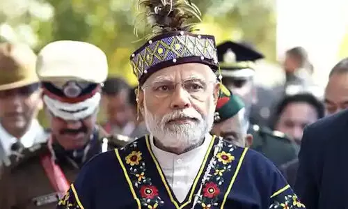 എട്ട് വർഷം രാജ്യത്ത് അഴിമതിക്കും അസ്വസ്ഥതക്കും ചുവപ്പുകാർഡ് -മോദി