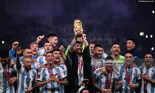 മെസ്സിക്കൊരു കപ്പ്; അർജന്റീനക്കും