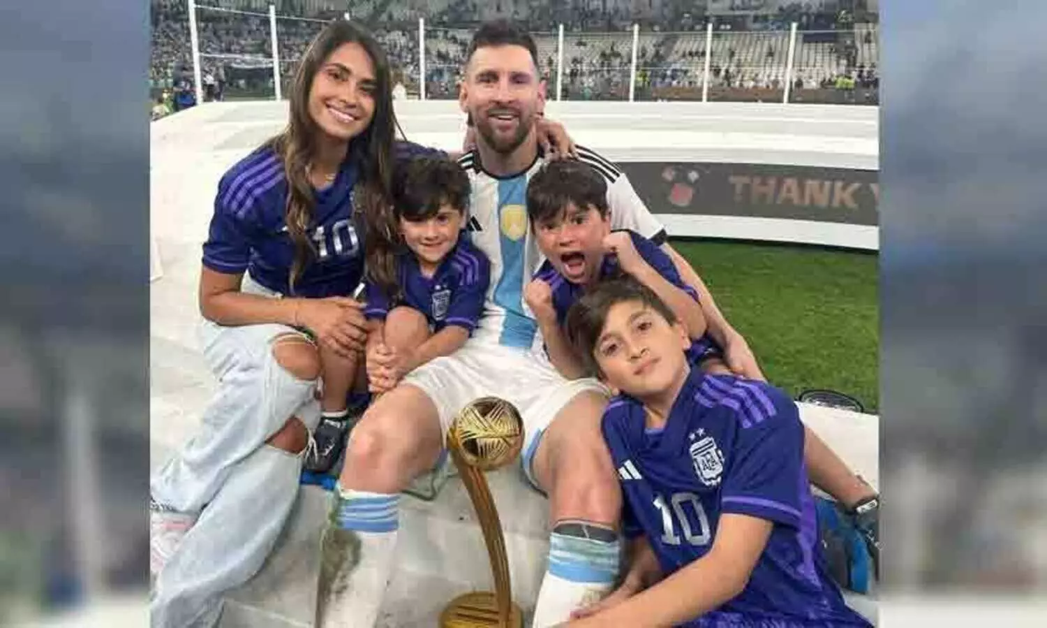 ഇത്രയും കാലം നിങ്ങൾ എന്താണ് അനുഭവിച്ചതെന്നും ആഗ്രഹിച്ചതെന്നും ഞങ്ങൾക്കറിയാം; വൈകാരിക കുറിപ്പുമായി മെസ്സിയുടെ ഭാര്യ