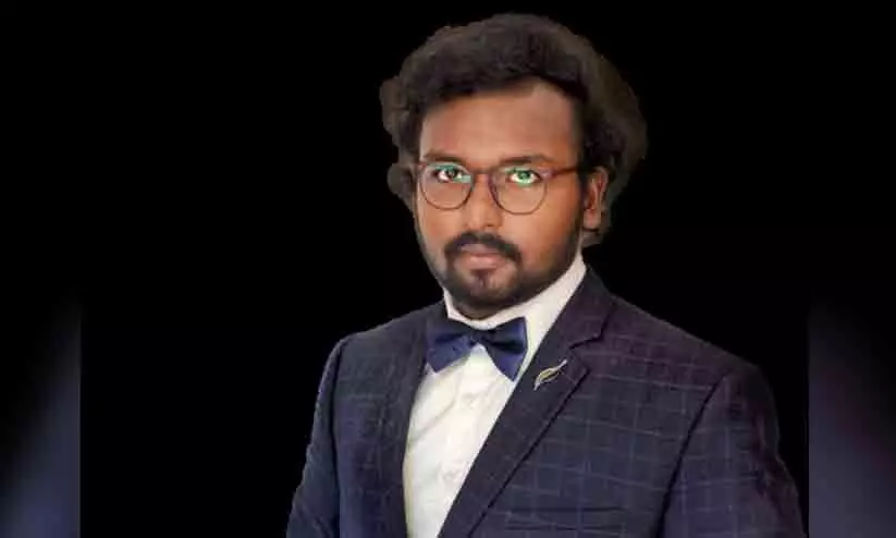 കെ.ആർ. നാരായണൻ ഇൻസ്റ്റിറ്റ്യൂട്ട് ഒഴിവാക്കിയ   ദലിത് വിദ്യാർഥി സത്യജിത്റേ ഫിലിം ഇൻസ്റ്റിറ്റ്യൂട്ടിൽ