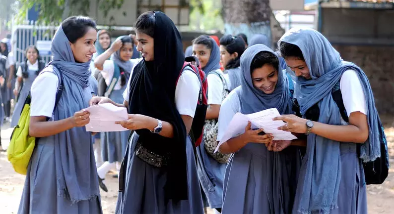 സ്ത്രീകളുടെ സാമൂഹ്യ ഉന്നമനം ലക്ഷ്യം; പെണ്ണടയാളങ്ങള് സ്ത്രീപദവി പഠനം പദ്ധതിക്ക് തുടക്കം സ്ത്രീകളുടെ സാമൂഹ്യ ഉന്നമനം ലക്ഷ്യം; പെണ്ണടയാളങ്ങള് സ്ത്രീപദവി പഠനം പദ്ധതിക്ക് തുടക്കം