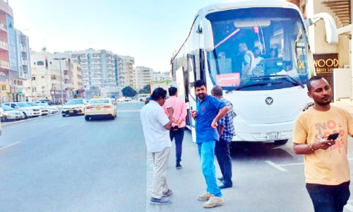 സന്ദർശകവിസ മാറാൻ അതിർത്തി കടന്ന്​ പ്രവാസികൾ