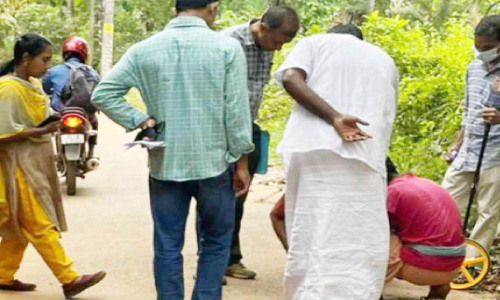 റോഡ് നവീകരണപ്രവൃത്തിയിൽ ക്രമക്കേട്; ആരോപണവുമായി നാട്ടുകാർ