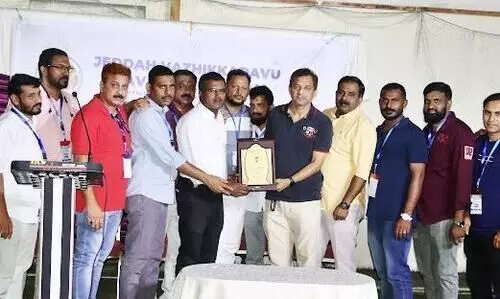 Vazhikkadav Expatriate