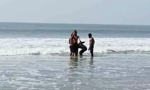 The tourist was caught up in the flow