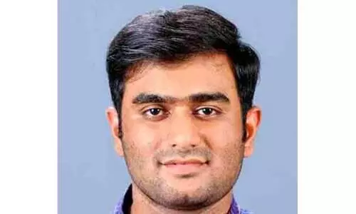 റോഡപകടത്തിൽ സ്കൂട്ടർ യാത്രികനായ ഡന്റൽ കോളജ് വിദ്യാർത്ഥി മരിച്ചു