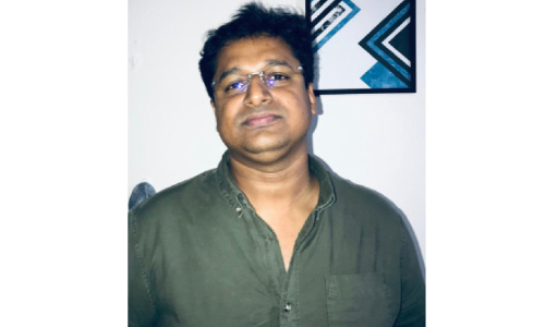 ഡോക്ടറെന്ന വ്യാജേന മെഡിക്കൽ-എൻജി. സീറ്റ് വാഗ്ദാനം ചെയ്ത് കോടികൾ തട്ടി; യുവാവ് അറസ്റ്റിൽ ഡോക്ടറെന്ന വ്യാജേന മെഡിക്കൽ-എൻജി. സീറ്റ് വാഗ്ദാനം ചെയ്ത് കോടികൾ തട്ടി; യുവാവ് അറസ്റ്റിൽ