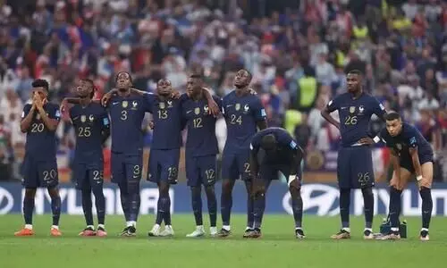 ഹൃദയം തകർന്ന് ഫ്രാൻസ്; മടക്കം പക്ഷേ, ഏറ്റവും മികച്ച കളിസംഘത്തെ ലോകത്തിന് നൽകി