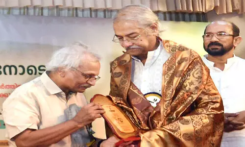 വിവാദങ്ങളുണ്ടാക്കിയാലേ ഇന്ന് മുഖ്യധാരയിൽ നിൽക്കാനാവൂ -എം. മുകുന്ദൻ