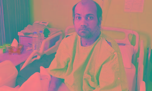 man reached home after years