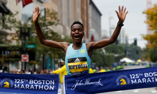 മരുന്നടി തെളിഞ്ഞു; ബോസ്റ്റൺ മാരത്തൺ ജേതാവിന്റെ കിരീടം റദ്ദാക്കി, ആറു വർഷം വിലക്ക് മരുന്നടി തെളിഞ്ഞു; ബോസ്റ്റൺ മാരത്തൺ ജേതാവിന്റെ കിരീടം റദ്ദാക്കി, ആറു വർഷം വിലക്ക്