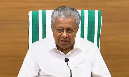 പുതുവർഷാഘോഷത്തിനിടയിലും കോവിഡിനെതിരെ ജാഗ്രത വേണമെന്ന് മുഖ്യമന്ത്രി