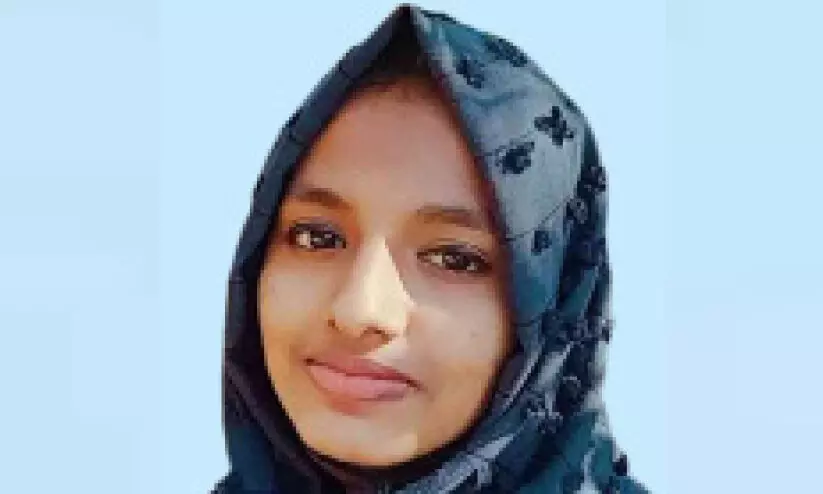 കുഴഞ്ഞുവീണ് ചികിത്സയിലിരുന്ന 10ാം ക്ലാസ് വിദ്യാർഥിനി മരിച്ചു കുഴഞ്ഞുവീണ് ചികിത്സയിലിരുന്ന 10ാം ക്ലാസ് വിദ്യാർഥിനി മരിച്ചു