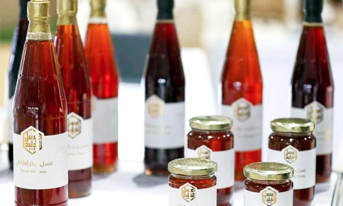 തേ​നൂ​റും മ​ധു​ര​വു​മാ​യി ഹ​ണി ഫെ​സ്റ്റി​വ​ൽ