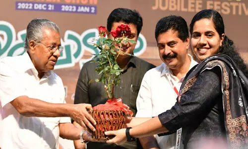 വിനോദസഞ്ചാര മേഖലയില് മാറുന്ന കാലത്തിന്റെ സാധ്യതകള് പ്രയോജനപ്പെടുത്തും -മുഖ്യമന്ത്രി വിനോദസഞ്ചാര മേഖലയില് മാറുന്ന കാലത്തിന്റെ സാധ്യതകള് പ്രയോജനപ്പെടുത്തും -മുഖ്യമന്ത്രി