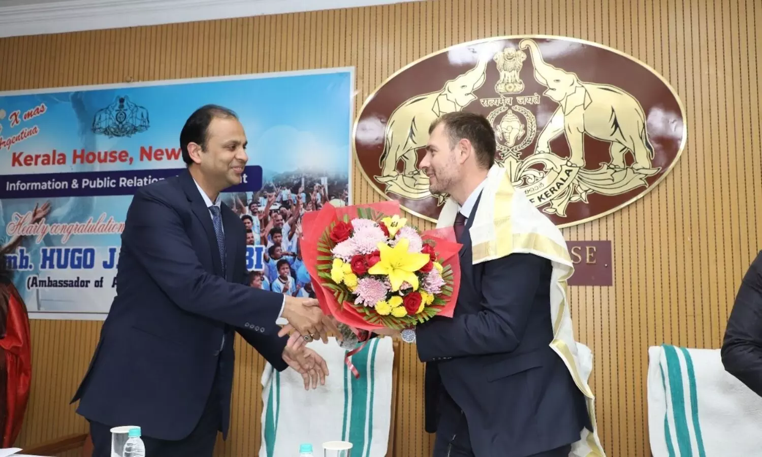 ‘കേരളത്തിലെ കുട്ടികൾക്ക് ഫുട്ബാൾ പരിശീലനം നൽകാൻ അർജന്റീന തയ്യാർ’