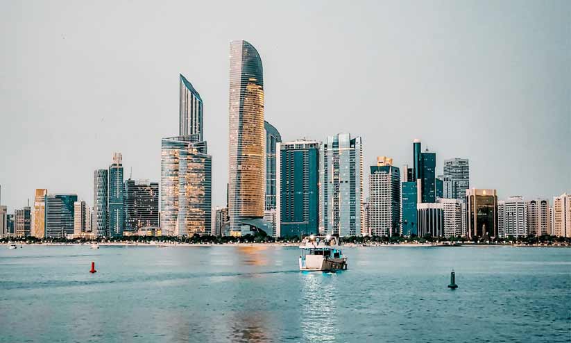 വില്ലകളിലും അപാർട്മെൻറുകളിലും ആളേറിയാൽ വൻപിഴ വില്ലകളിലും അപാർട്മെൻറുകളിലും ആളേറിയാൽ വൻപിഴ