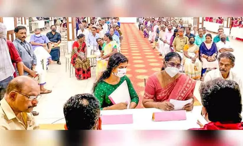 കലക്ടറുടെ പരാതി പരിഹാര അദാലത്: 244 എണ്ണം തീര്‍പ്പാക്കി