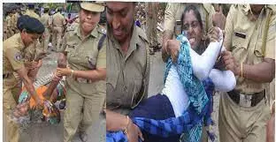 അരിപ്പ ഭൂസമരം: ജനുവരി അവസാനവാരം സെക്രട്ടേറിയറ്റ് മാർച്ച് നടത്തുമെന്ന് സമരസമിതി അരിപ്പ ഭൂസമരം: ജനുവരി അവസാനവാരം സെക്രട്ടേറിയറ്റ് മാർച്ച് നടത്തുമെന്ന് സമരസമിതി