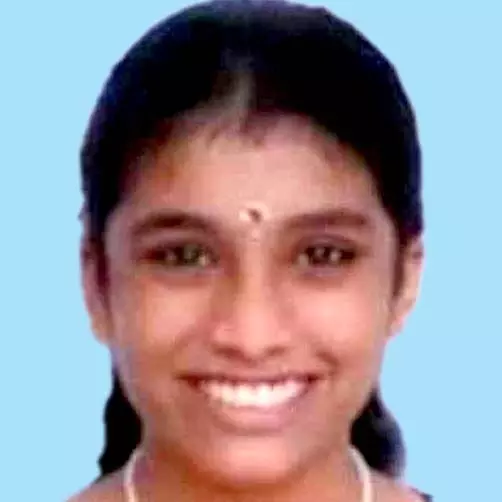 സ്കൂ​ട്ട​റ​പ​ക​ട​ത്തി​ൽ  വി​ദ്യാ​ർ​ഥി​നി മ​രി​ച്ചു