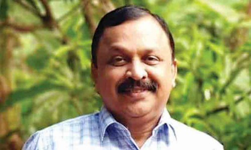 സതീഷ് തോട്ടശ്ശേരിക്ക് സുവർണ തൂലിക പുരസ്കാരം