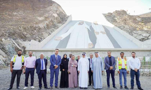 ഹ​ത്ത​യി​ൽ വെ​ള്ള​ച്ചാ​ട്ടം നി​ർ​മാ​ണം പു​രോ​ഗ​മി​ക്കു​ന്നു