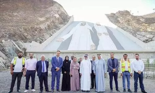 ഹ​ത്ത​യി​ൽ വെ​ള്ള​ച്ചാ​ട്ടം നി​ർ​മാ​ണം പു​രോ​ഗ​മി​ക്കു​ന്നു