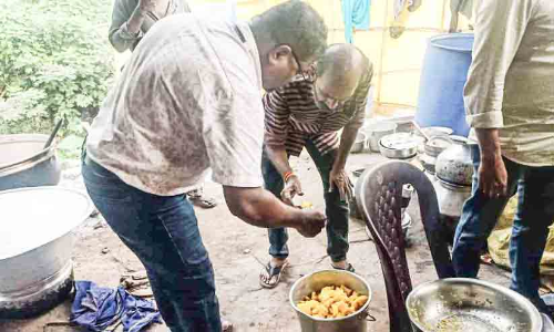 കാനനപാതയിലെ ഹോട്ടലുകളിൽ ആരോഗ്യവകുപ്പ് പരിശോധന
