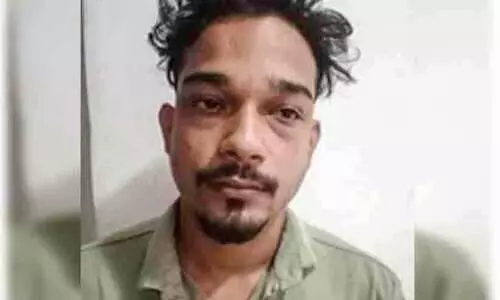 ഒറ്റപ്പാലത്ത് കക്കൂസ് മാലിന്യം തള്ളിയ വാഹനം പിടികൂടി; ഡ്രൈവർ അറസ്റ്റിൽ