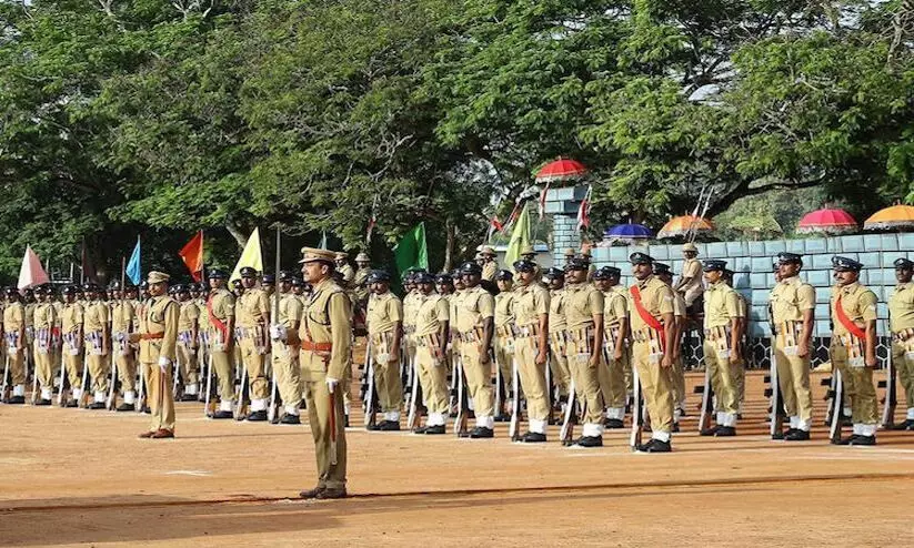 ആം​ഡ് പൊ​ലീ​സ് ബ​റ്റാ​ലി​യ​നി​ൽ ഒ​ഴി​വു​ക​ൾ